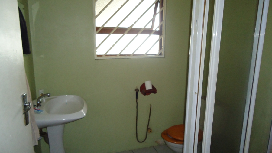 2 Bedroom Property for Sale in Pelican Park Western Cape